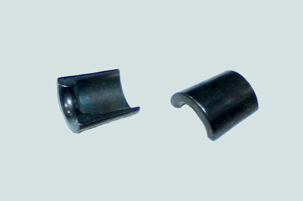 фото сухарь клапана (впускного/выпускного) isbe, isde, isf3.8, qsb 3940123 